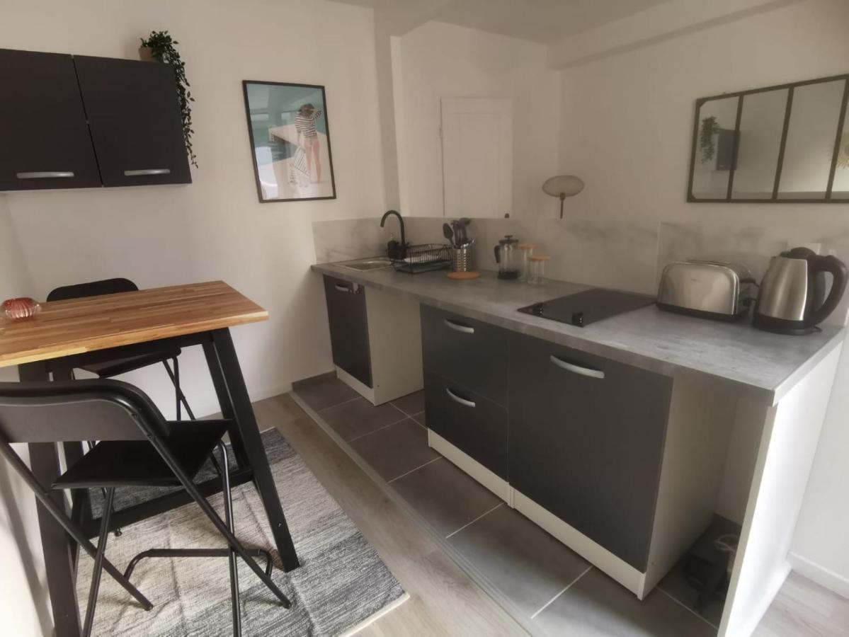 Studio Cosy Et Renove A 2 Pas Gare Reims Centre - Rue Apartman Kültér fotó